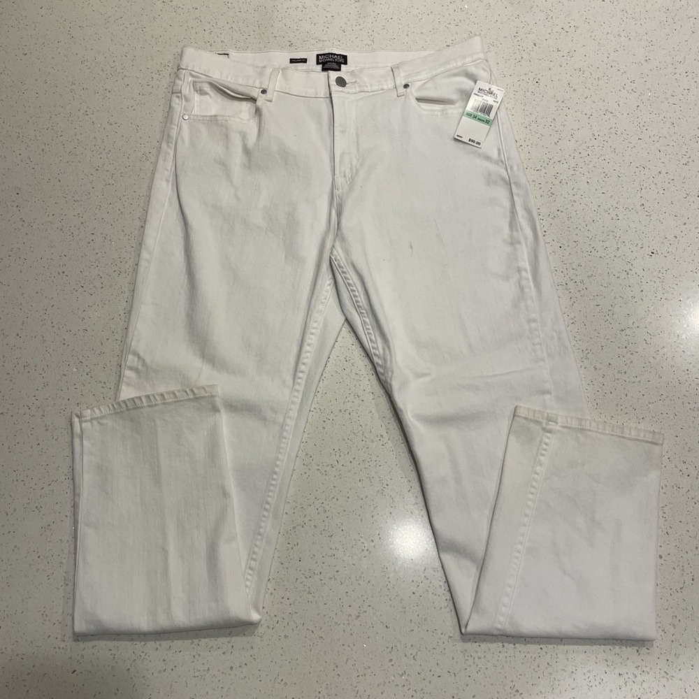 NWT Michael Kors 34 x 32 Solid White Flare Jeans UNISEX Size 34 KS69A3J1TF